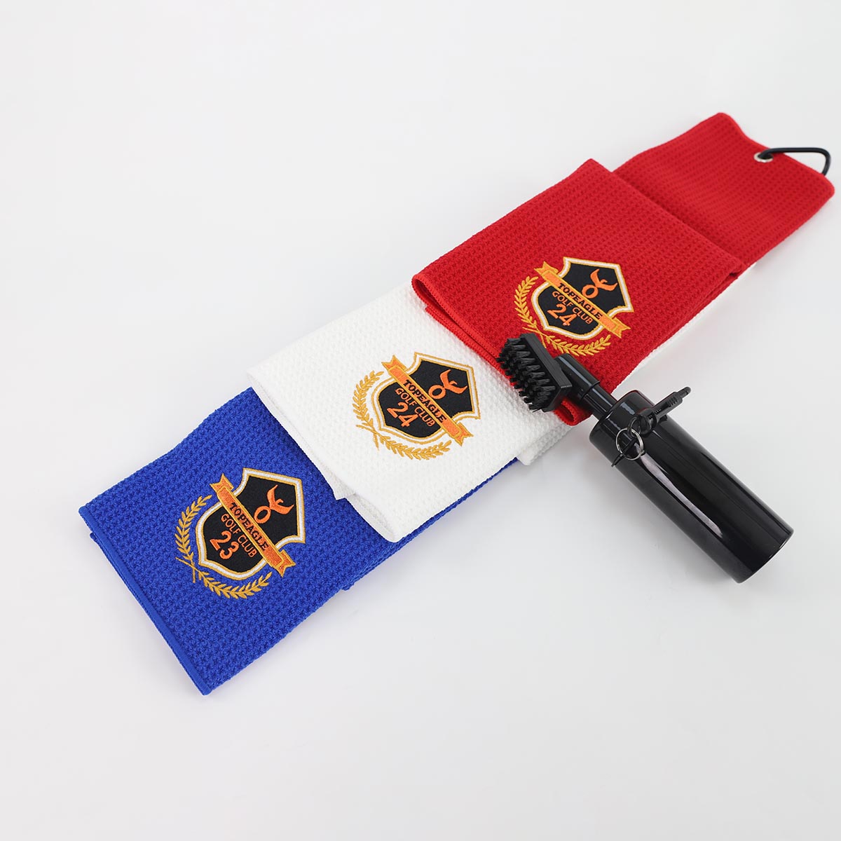 Embroidered pineapple grid golf towel-02.JPG